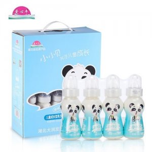 愛心牛小小貝成長型乳飲品酸奶飲料