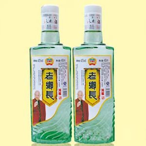 老鄉(xiāng)長(zhǎng)酒鴻福