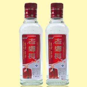 老鄉(xiāng)長(zhǎng)酒吉祥