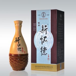 新懷德銀牌白酒