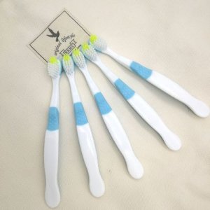 雙色注膠軟毛牙刷貼牌OEM/ODM