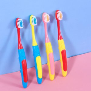 牙刷卡通造型柔細刷毛代加工貼牌OEM/ODM